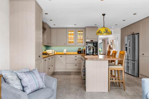 3 bedroom semi-detached house for sale, Primrose Drive, Hertford SG13