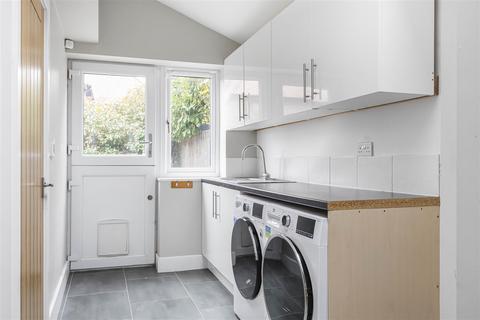 Hill View Bessels Lea, Blewbury, Didcot, OX11 9NW
