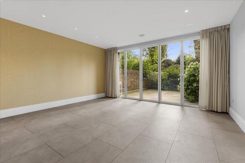 4 bedroom apartment to rent, Randolph Avenue, London, W9