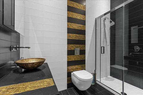 4 bedroom apartment to rent, Randolph Avenue, London, W9