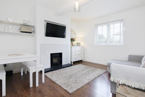 28 Restalrig Crescent, Edinburgh, EH7 6HH