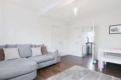 28 Restalrig Crescent, Edinburgh, EH7 6HH