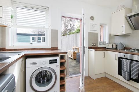 28 Restalrig Crescent, Edinburgh, EH7 6HH