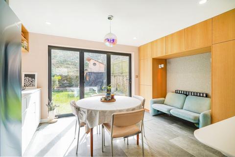 161 Springvale Road, Sheffield, S6 3NT