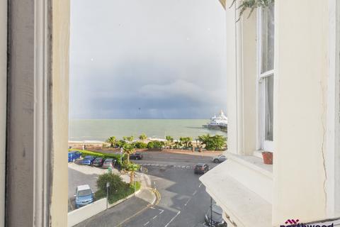 2 bedroom flat for sale, Queens Gardens, Eastbourne, BN21