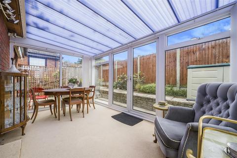 10 Apple Tree Close, Barming, Maidstone, ME16 9HQ