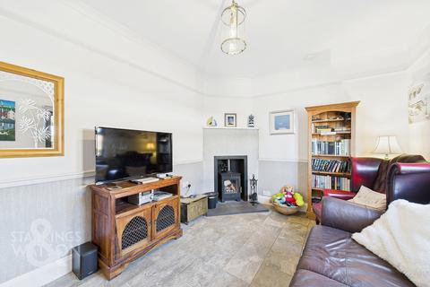 2 bedroom semi-detached house for sale, St. Helens Road, Walcott, Norwich