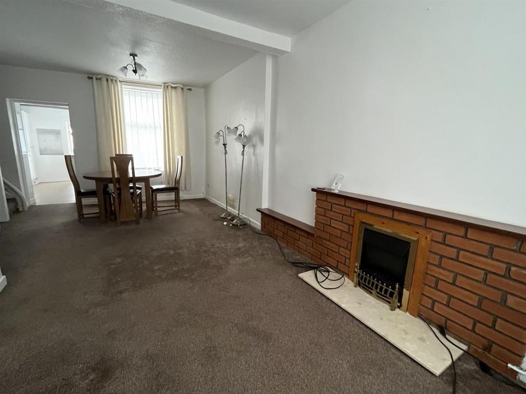 Dining room.jpg