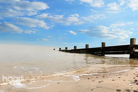 2 bedroom apartment for sale, Manor Way, Sheerness