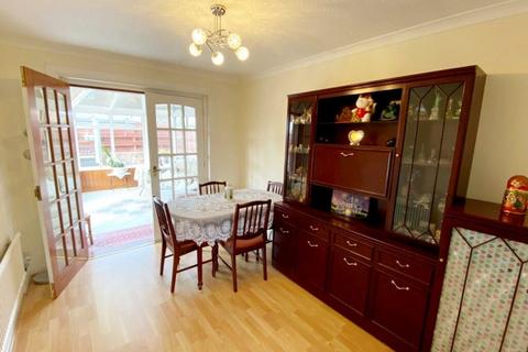 20 Beveridge Place, Kinross, KY13 8QY