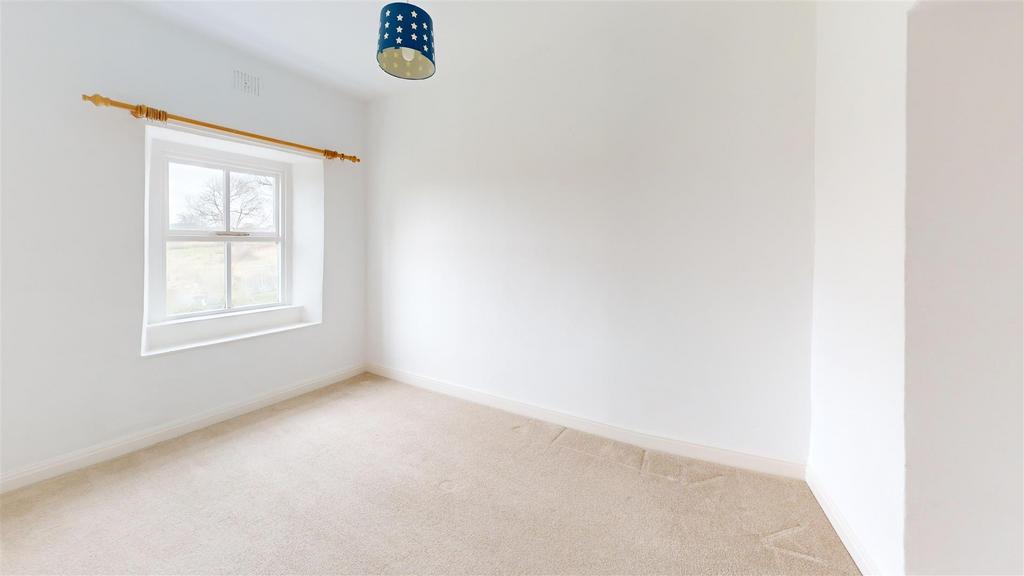Lodge-Cottage-Bedroom.jpg