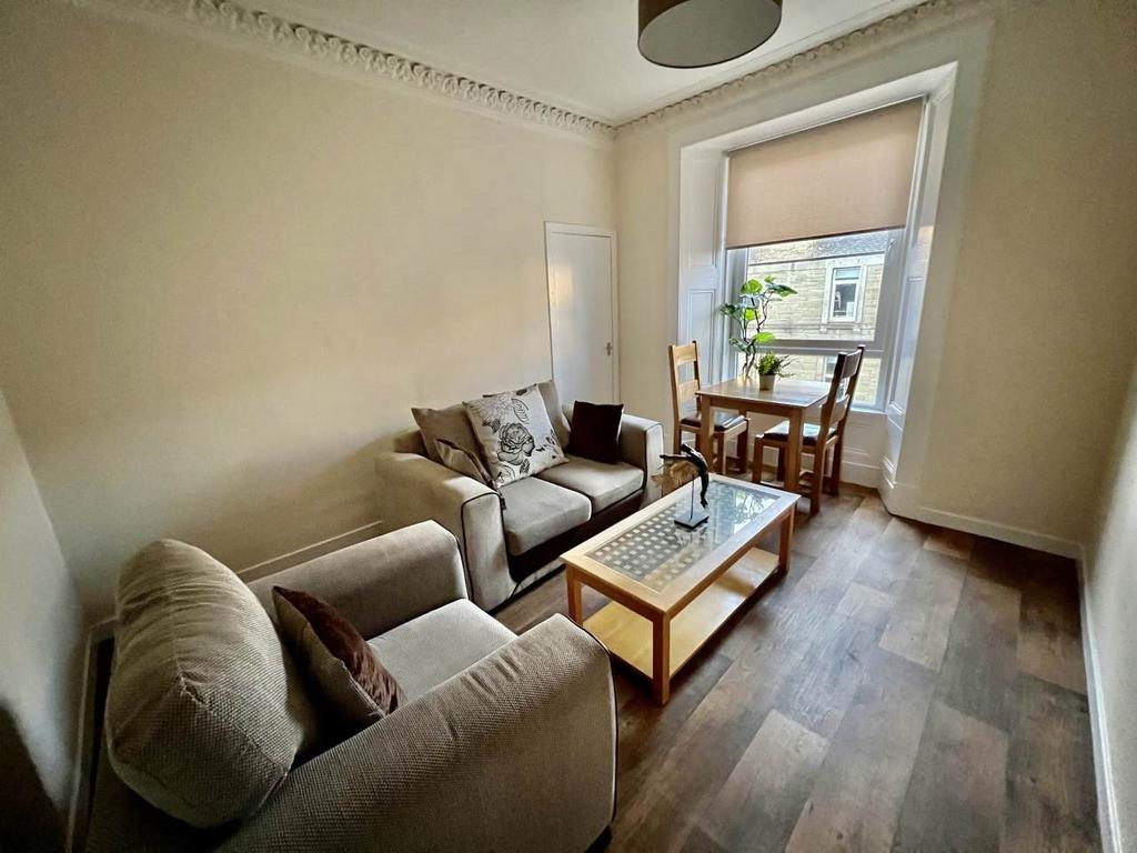 4 3-1 Living room