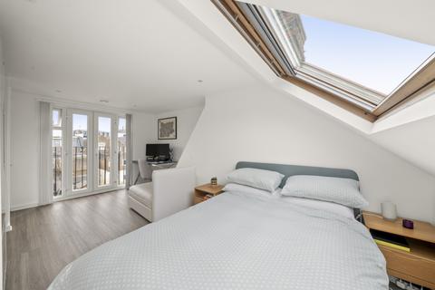 11 Connaught Road, London, W13 0TF
