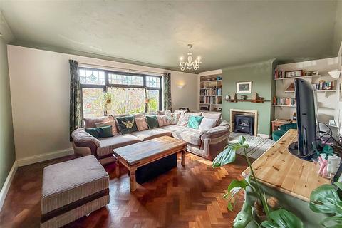 35 Belloc Road, Wick, Littlehampton, BN17 7EZ