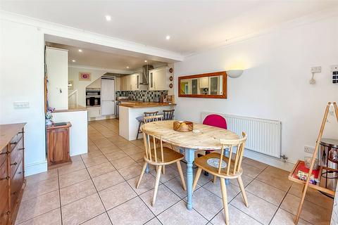 35 Belloc Road, Wick, Littlehampton, BN17 7EZ