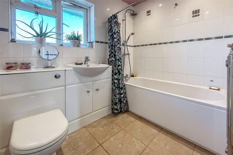 35 Belloc Road, Wick, Littlehampton, BN17 7EZ