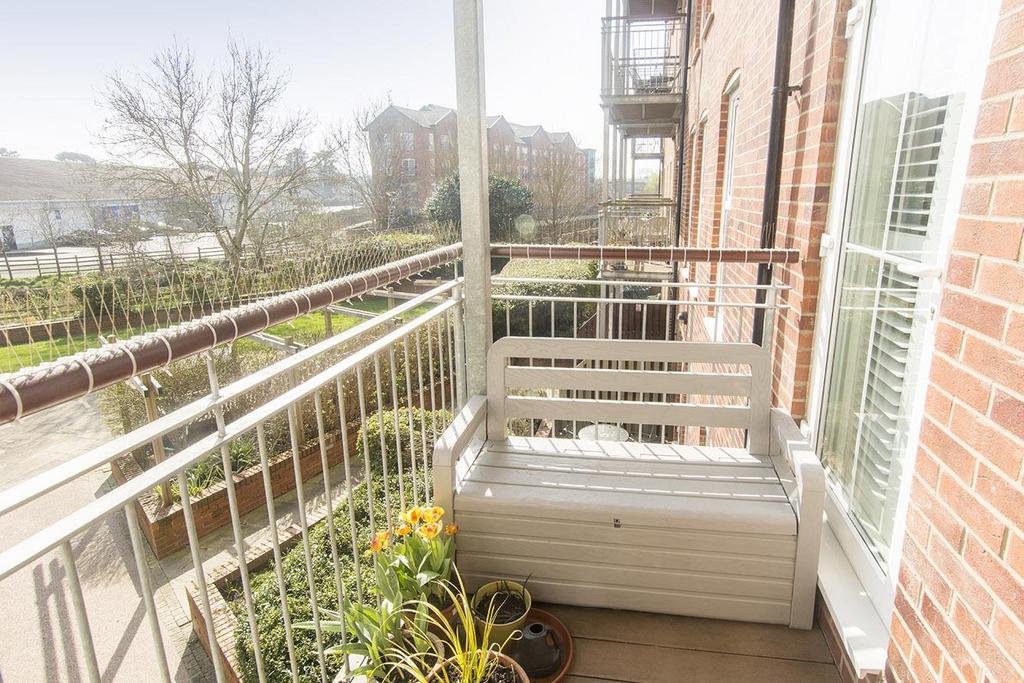 (Balcony Photo)