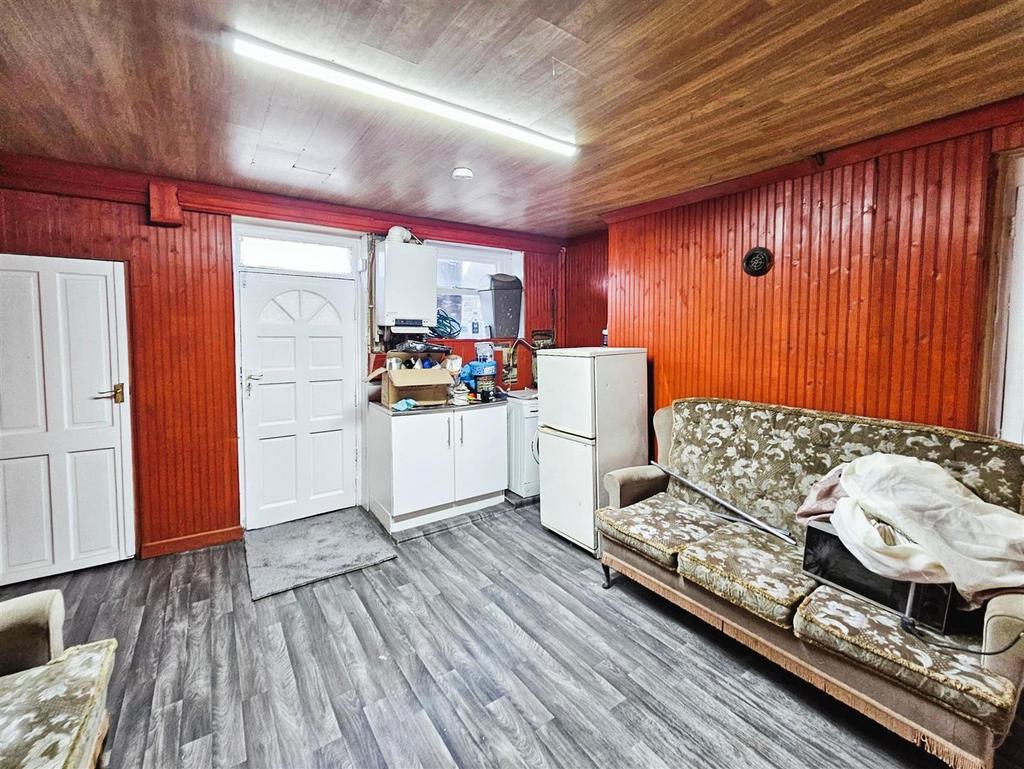 Utility Room (Lower Ground Floor)