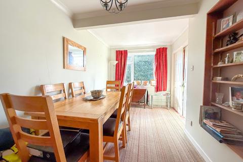 43 Ash Hayes Drive, Nailsea, Bristol, BS48 2LQ