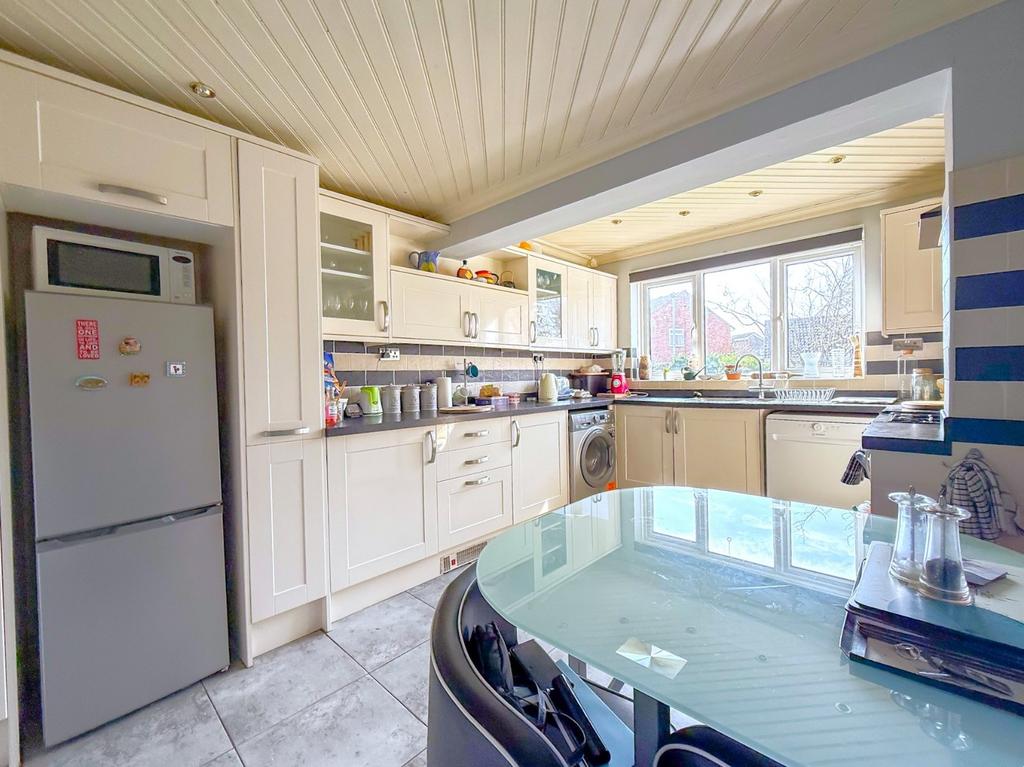 Kitchen-Breakfast Rm