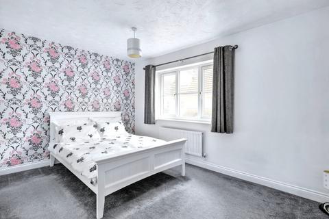 28 Isaac Square, Great Baddow, Chelmsford, CM2 7PP