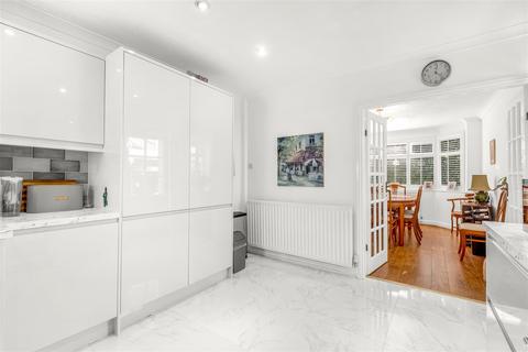 42 Old Road, Handsacre, Rugeley, WS15 4DR