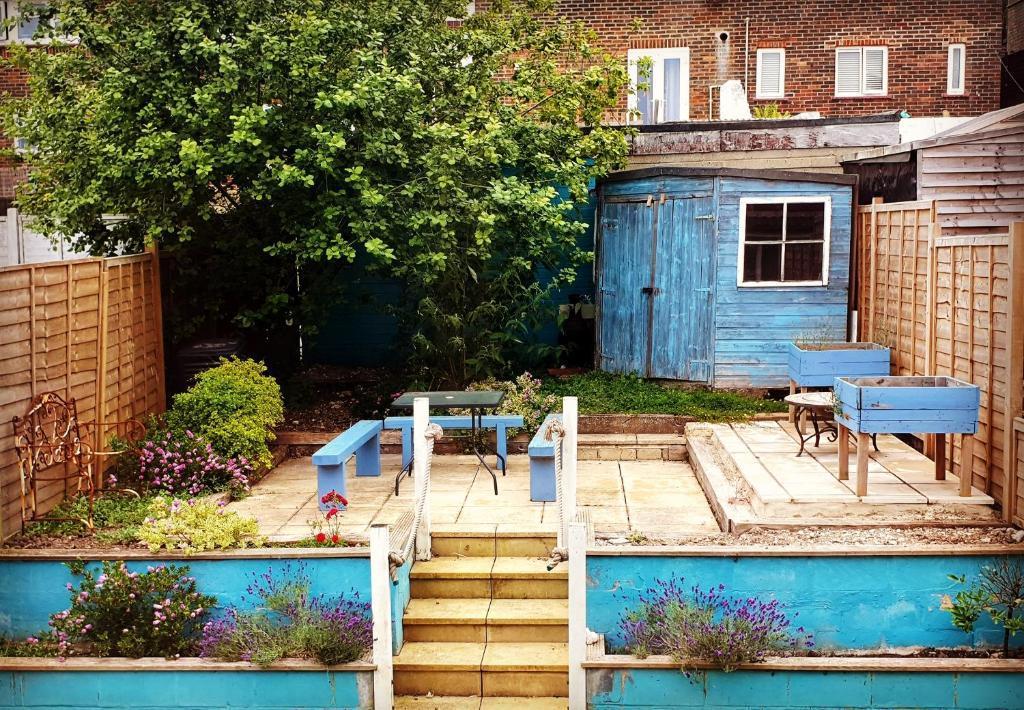 Garden3.jpg
