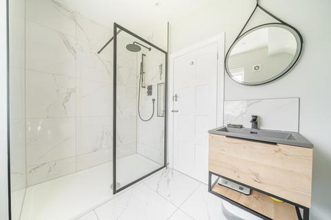 28 Braeside, Beckenham, BR3 1SU