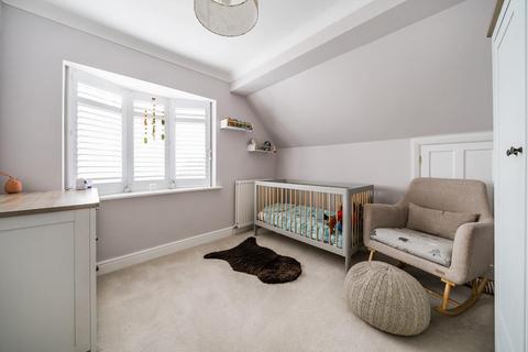 28 Braeside, Beckenham, BR3 1SU