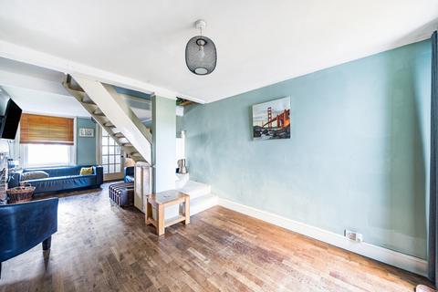 85 Crawley Road, Horsham, RH12 4DS