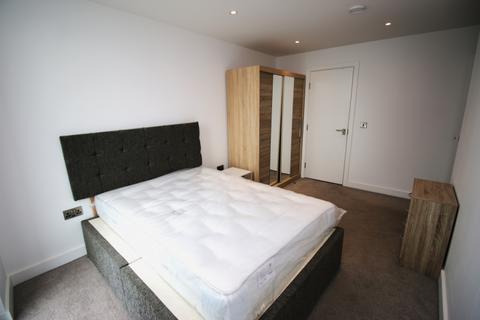 2 bedroom apartment to rent, Deansgate Square, Owen Street, Manchester M15