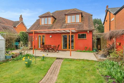 4 bedroom detached house for sale, St. Marys Road, Reading RG7