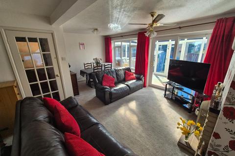 undefined, Hilton Avenue, Chapel End, Nuneaton