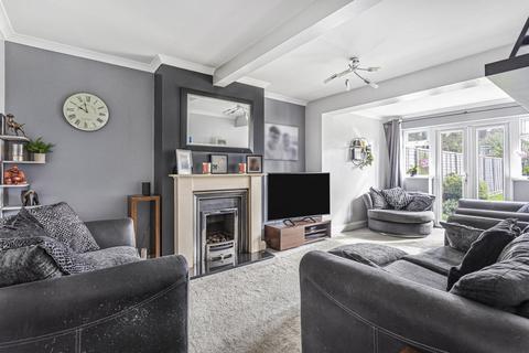 30 Meadway, Ashford, TW15 2TH