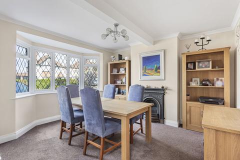30 Meadway, Ashford, TW15 2TH