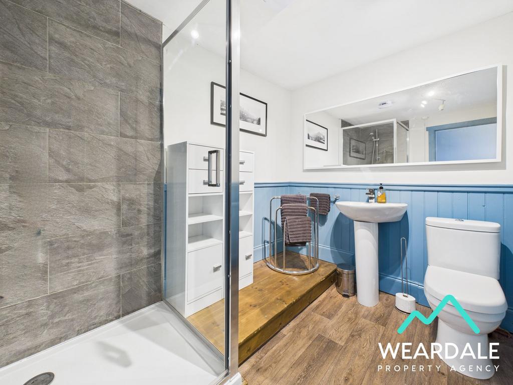 Bedroom 2 En-suite