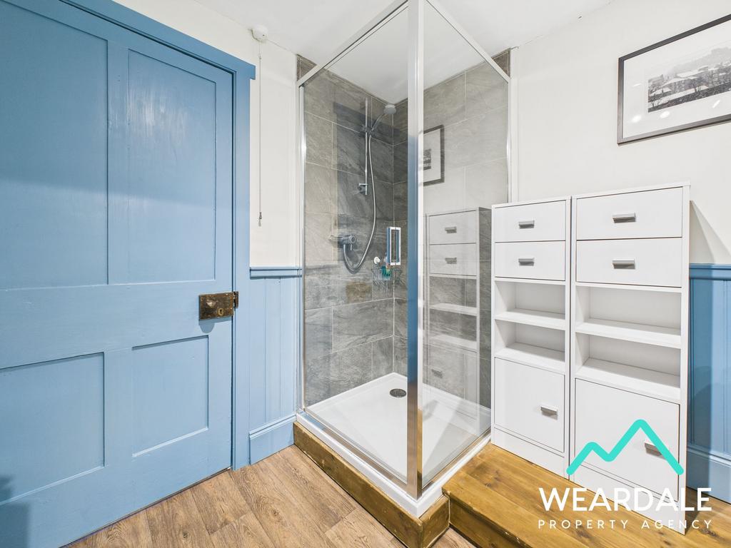Bedroom 2 En-suite
