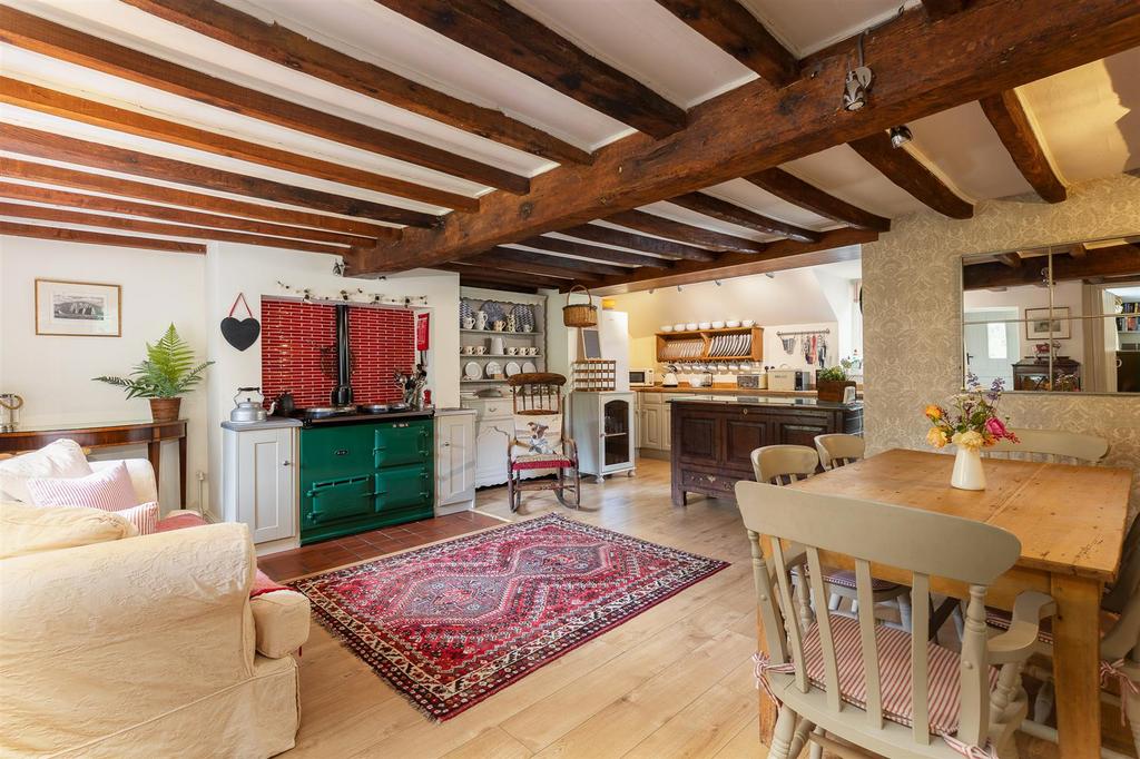 Kitchen / Living Room