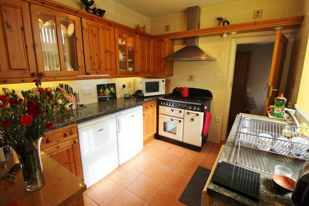 Kitchen T