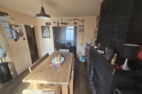 63 Raydons Road, Dagenham, RM9 5JP