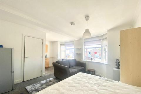 6 bedroom detached house for sale, Poole