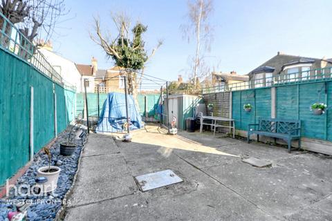 4 Cheltenham Road, Southend-on-sea, SS1 2SB