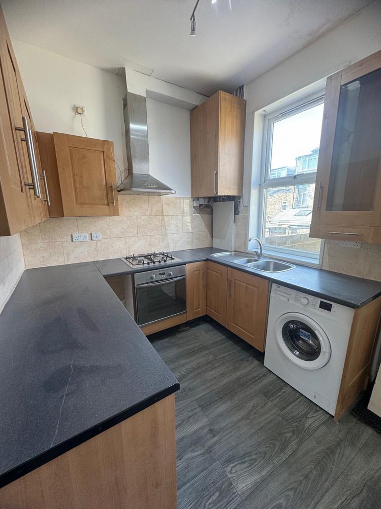 Kitchen 2