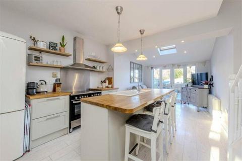 203 Alt Lane, Oldham, OL8 2HE