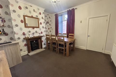 447 Ripponden Road, Oldham, OL1 4JN