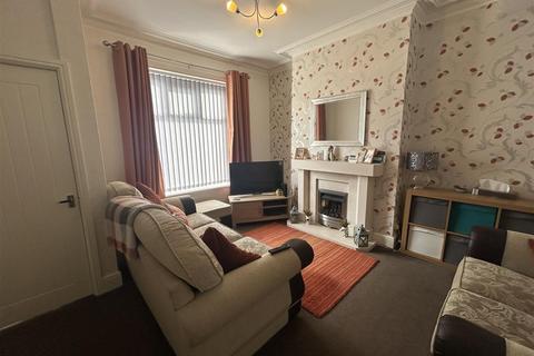 447 Ripponden Road, Oldham, OL1 4JN