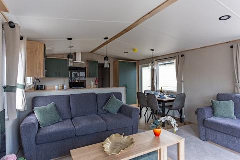 2 bedroom park home for sale, Chichester Lakeside Holiday Park