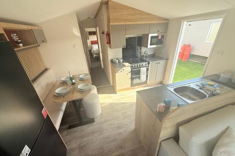 2 bedroom park home for sale, Dovercourt Holiday Park