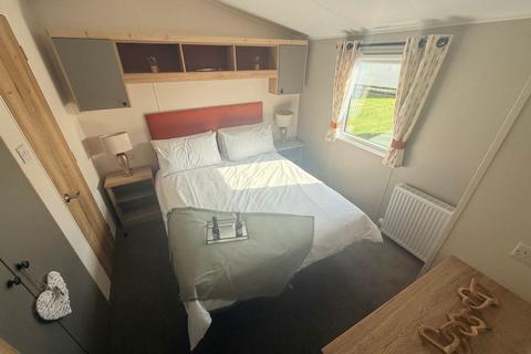 2 bedroom park home for sale, Dovercourt Holiday Park
