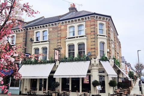 Studio for sale, Northcote Road London SW11 6RE